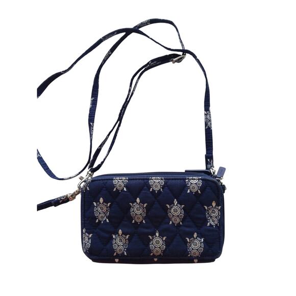 Rare Vera Bradley Sea Turtle design Navy whiteCrossbody wallet purse Like new - Picture 1 of 10